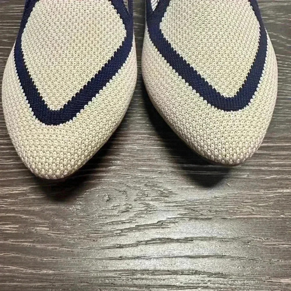 Birdies Blackbird Eggshell Womens 5.5 Navy Knit Point Toe Slip On Flats Shoes - Picture 2 of 7